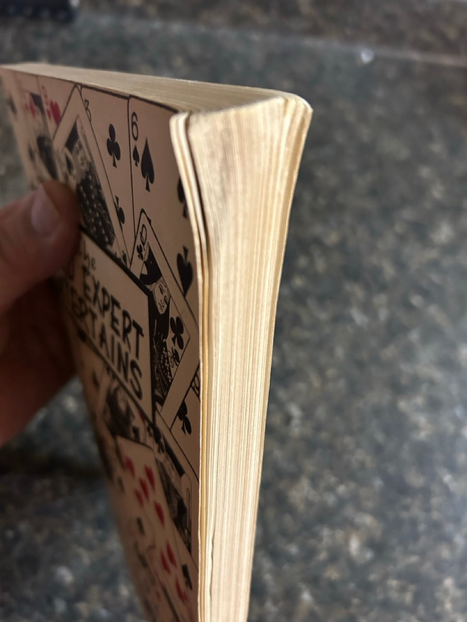 The Card Expert Entertains - Dariel Fitzkee