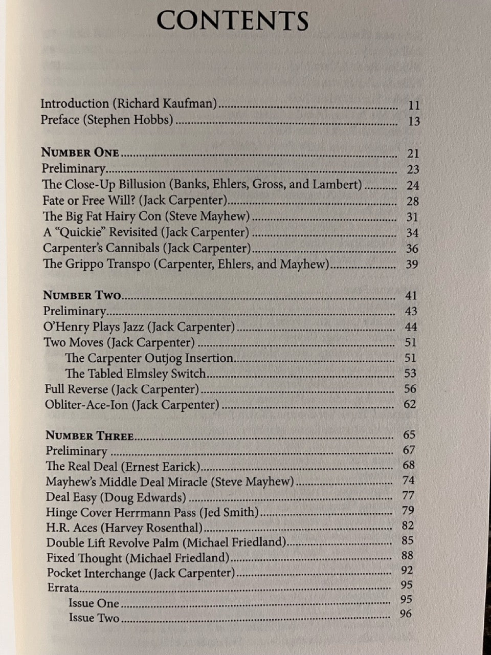Labyrinth: A Journal of Close-Up Magic (Standard Edition)- Stephen Hobbs