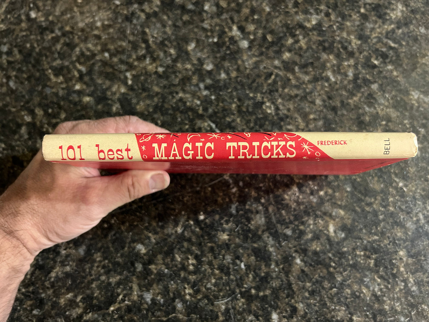 101 Best Magic Tricks (HC) - Guy Frederick