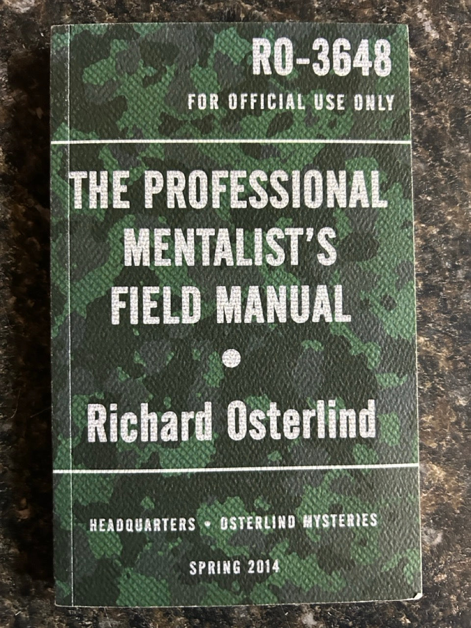The Professional Mentalist's Field Manual - Richard Osterlind