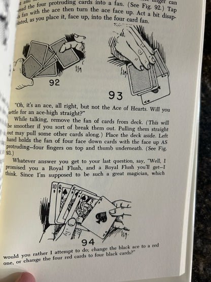 Close-Up Card Magic - Harry Lorayne - SIGNED