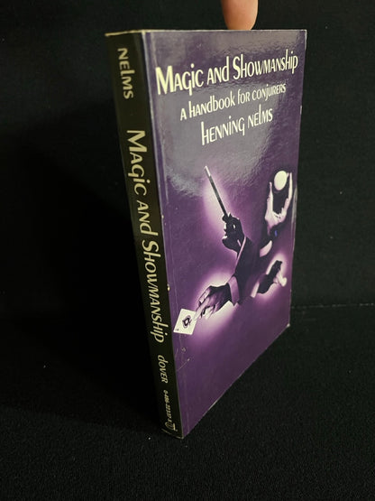 Magic & Showmanship - Henning Nelms (Dover edition)