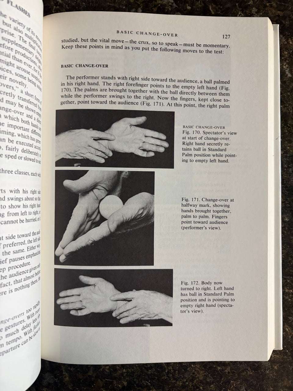 The Complete Illustrated Book of Close-Up Magic - Walter B Gibson (HC)