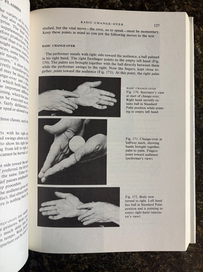 The Complete Illustrated Book of Close-Up Magic - Walter B Gibson (HC)