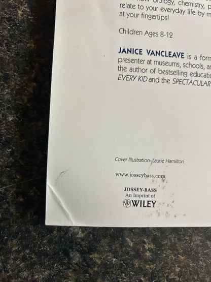 200 Gooey, Slippery, Slimy, Weird Fun Experiments - Janice VanCleave