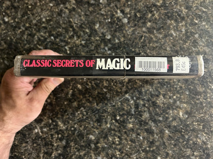 Classic Secrets of Magic - Bruce Elliott