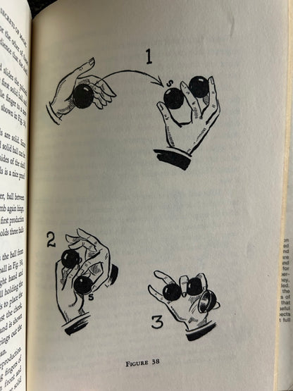 Classic Secrets of Magic - Bruce Elliott