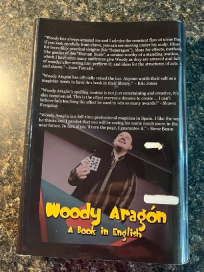 A Book In English - Woody Aragon