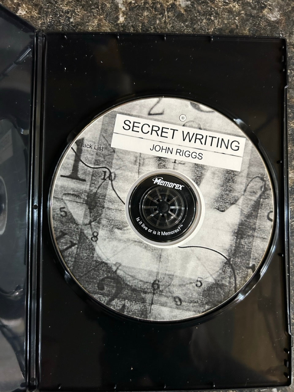 Secret Writing - John Riggs - Disc