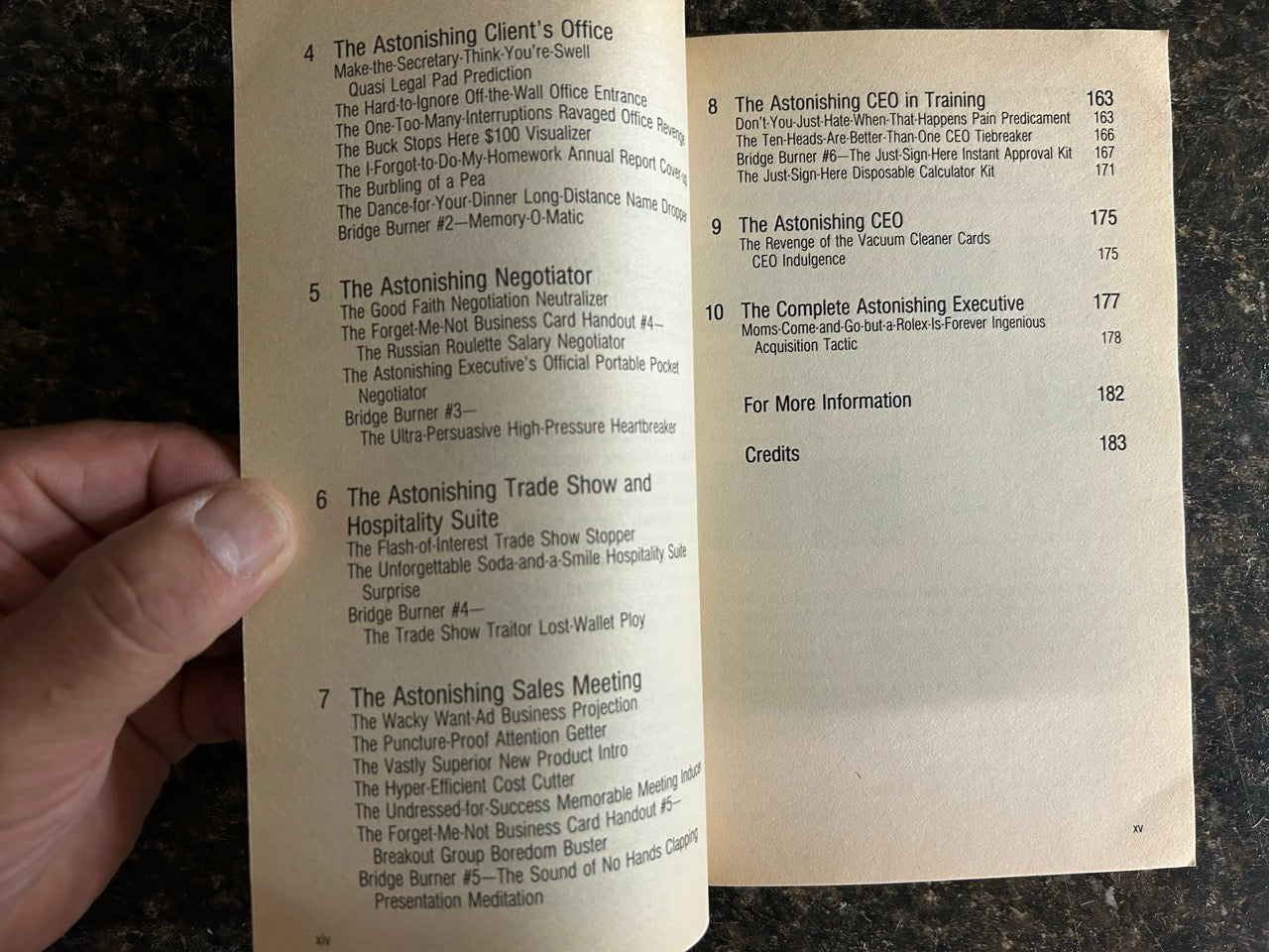 Secrets of the Astonishing Executive - Bill Herz & Paul Harris