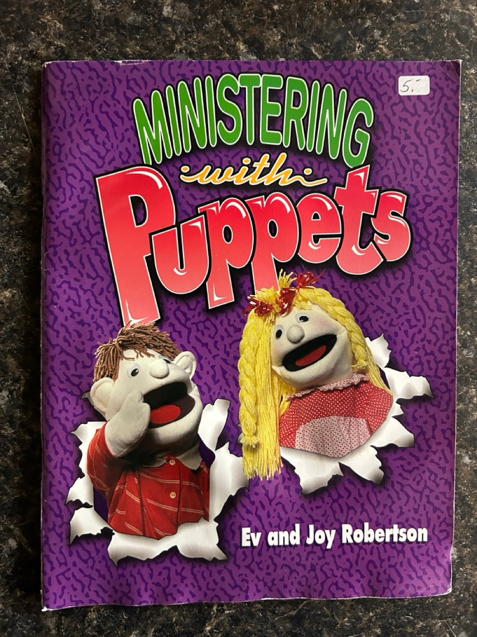 Ministering With Puppets - Ev & Joy Robertson