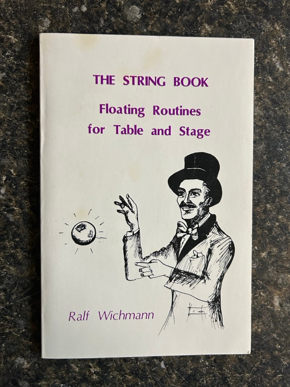 The String Book - Ralf Wichmann