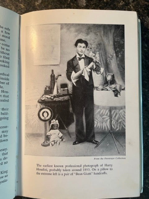 Houdini: The Man Who Walked Through Walls - William Lindsay Gresham