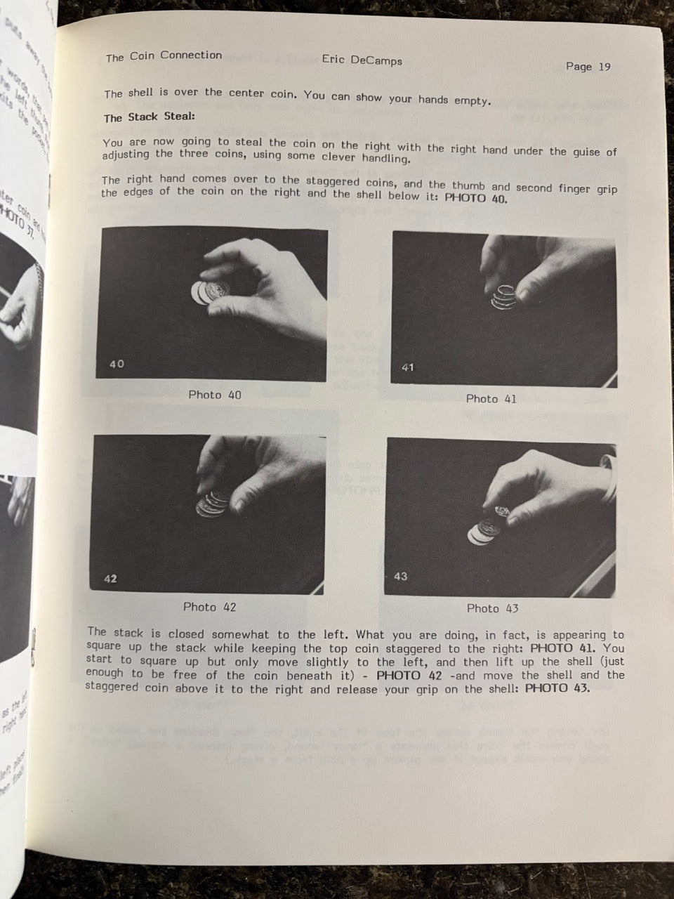 Eric DeCamps' Dazzling Close-Up Coin Act: The Coin Connection - Gary Ouellet