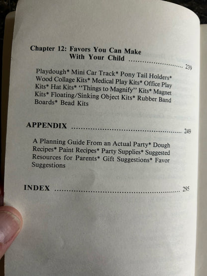 Charles the Clown's Guide to Children's Parties - Charles & Linda Kraus