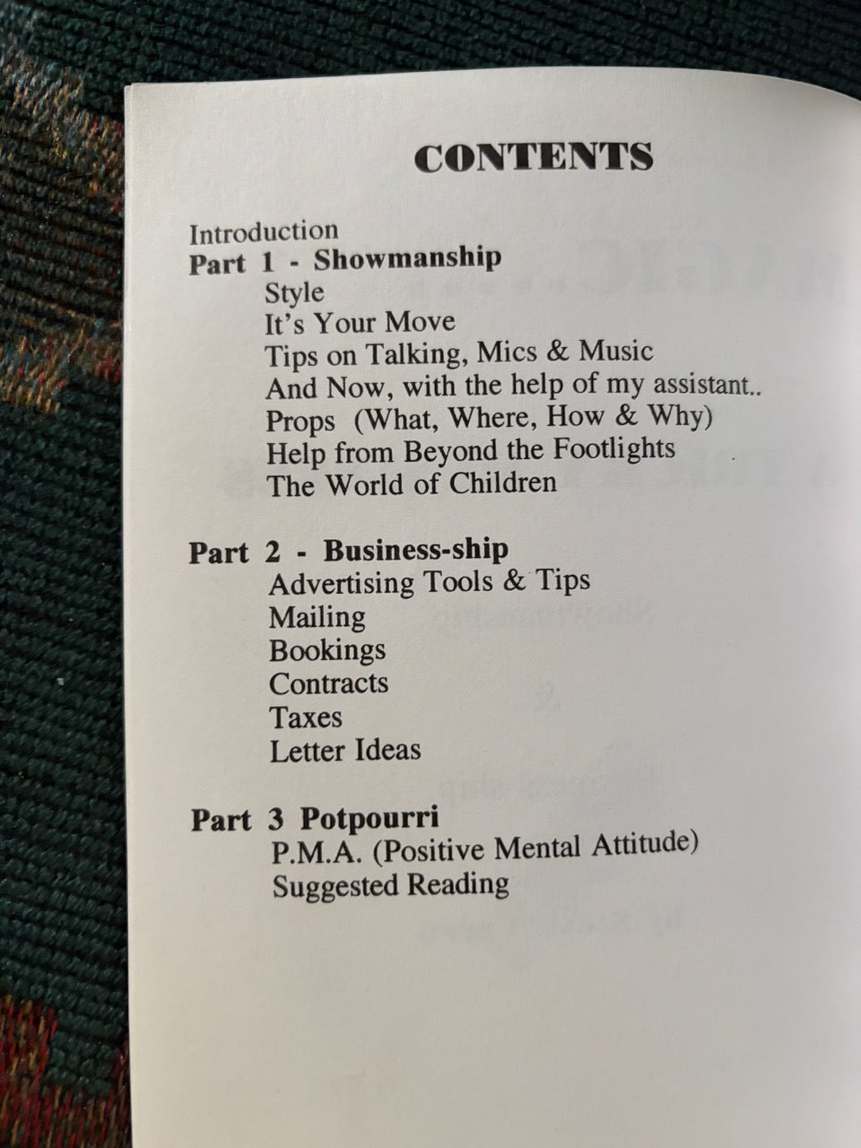 Magic...A Tricky Business (Showmanship & Business-ship) - Steve Varro