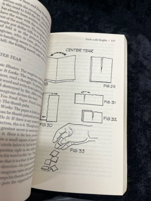 The Handbook of Magic - Marvin Kaye (paperback)