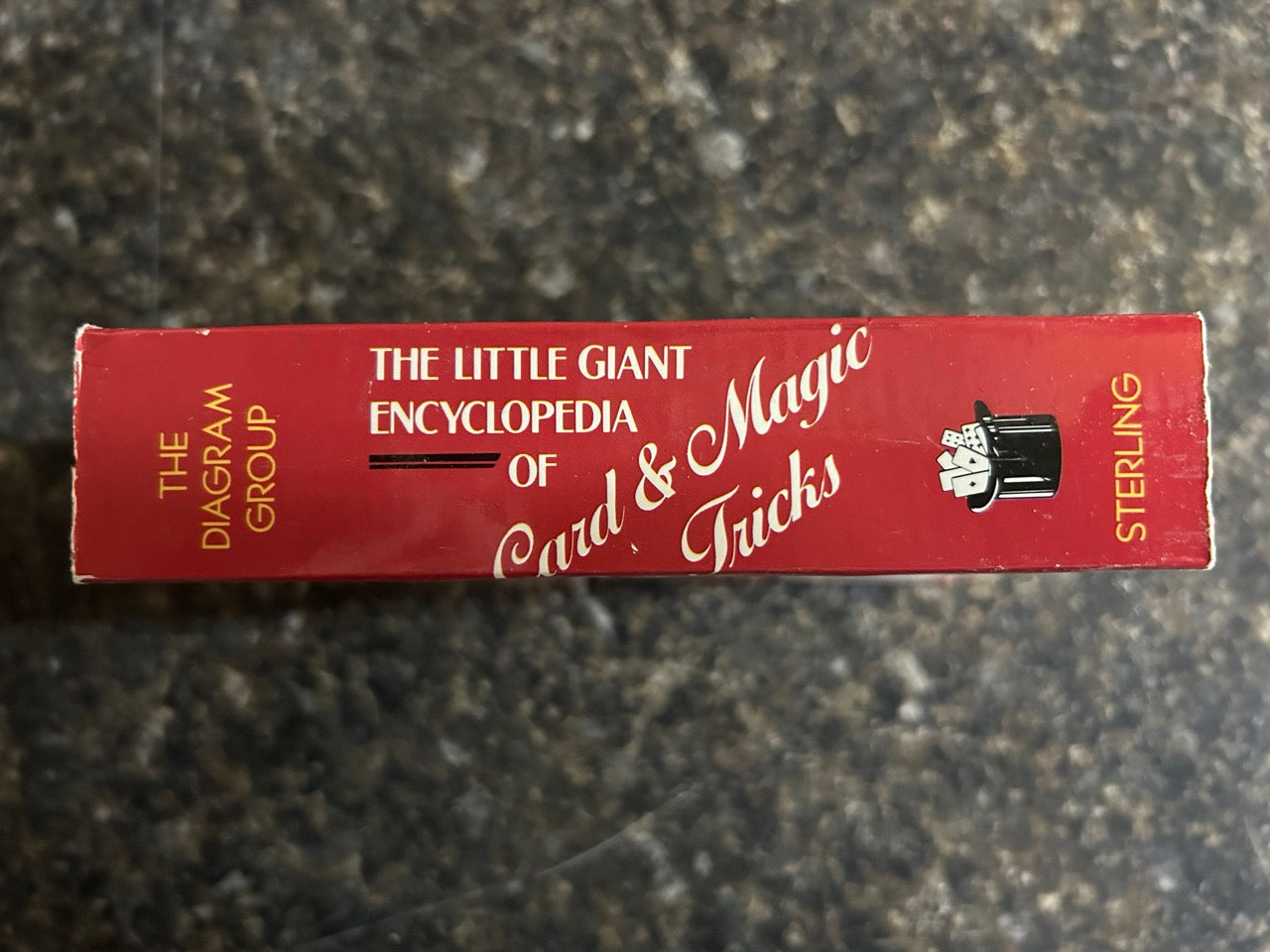 The Little Giant Encyclopedia of Card & Magic Tricks - Diagram Group
