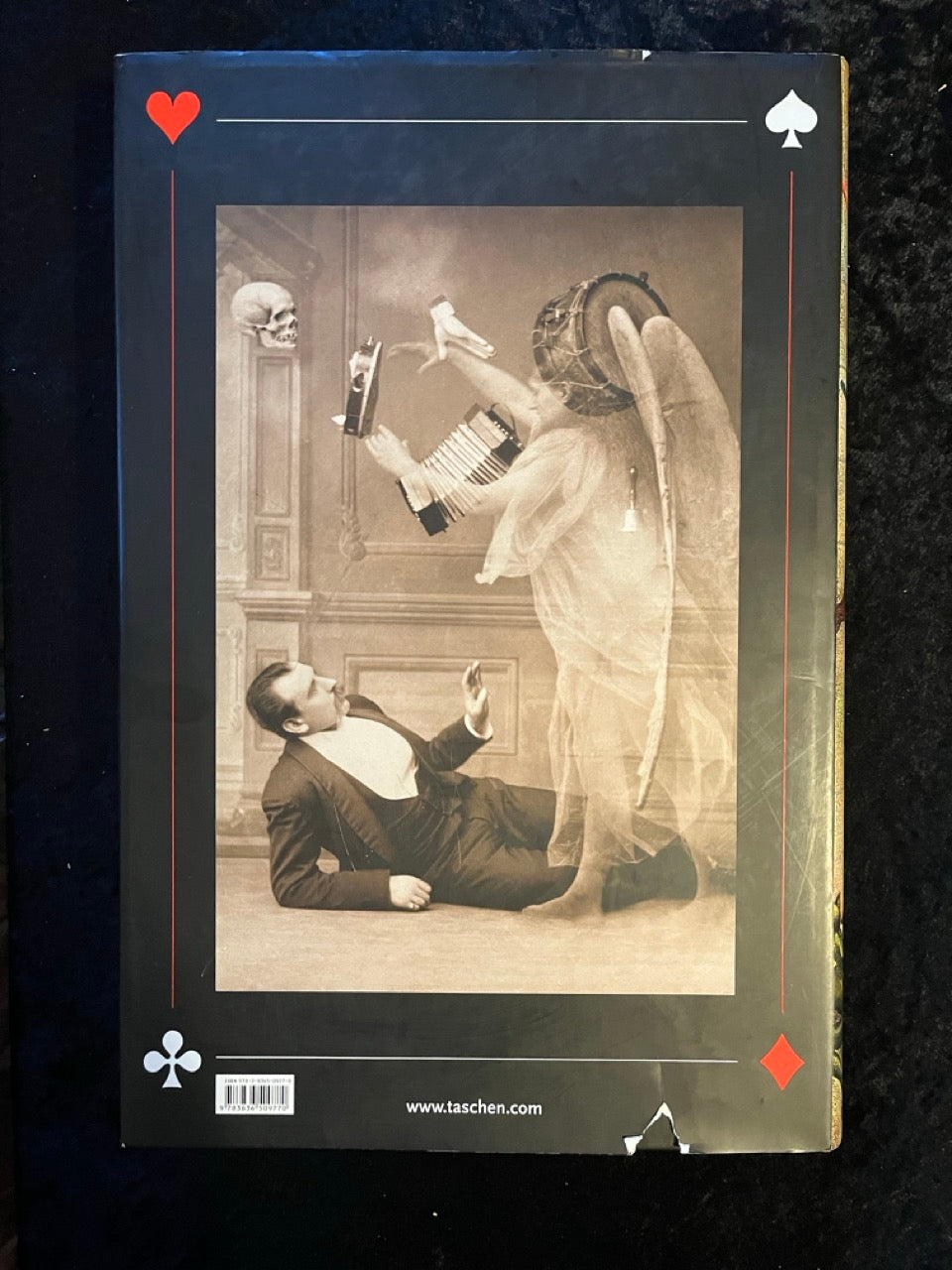 MAGIC: 1400s-1950s (XXL sized version) - Noel Daniel (Taschen Books)