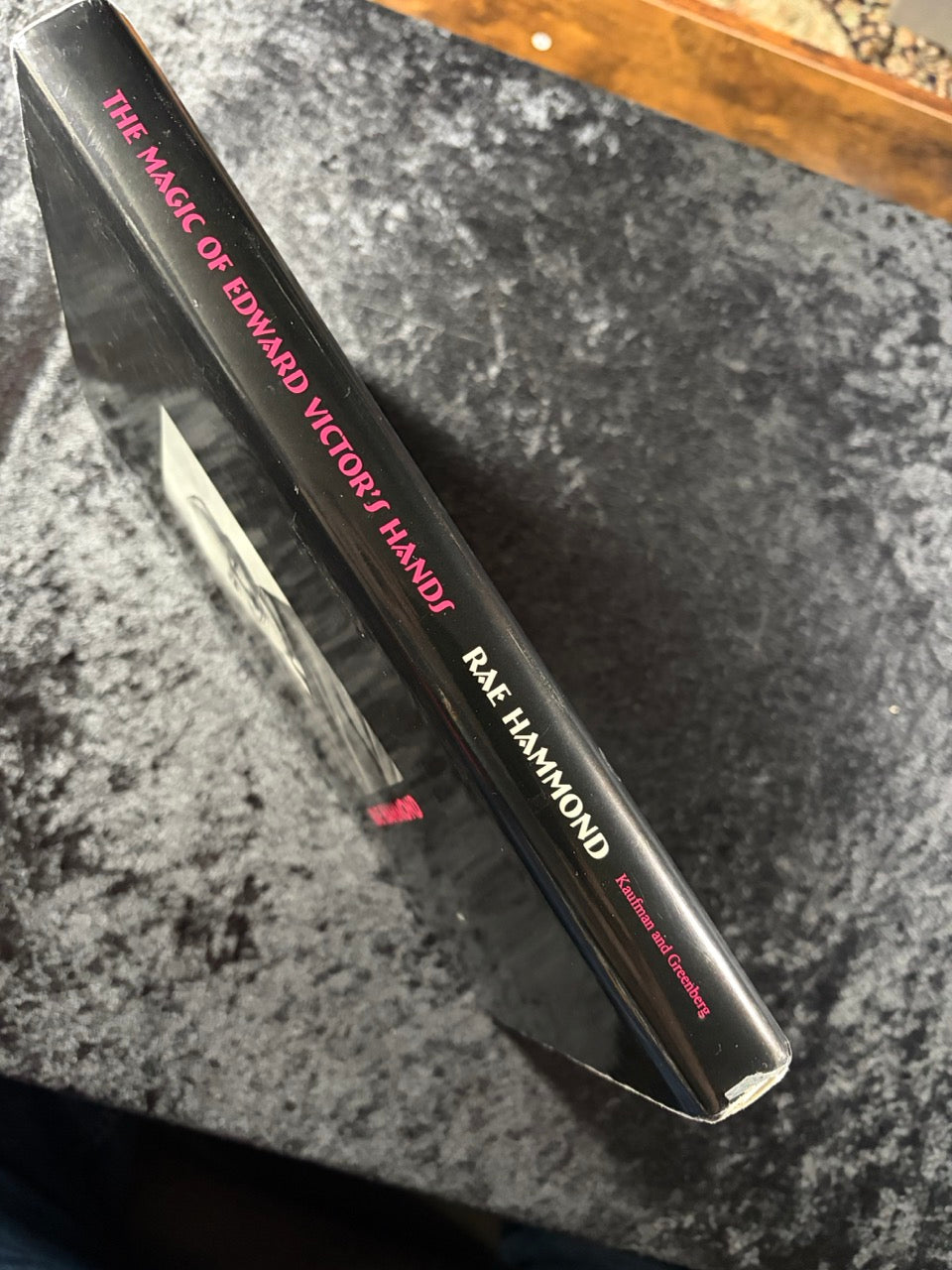 The Magic of Edward Victor's Hands - Rae Hammond (Slightly USED)