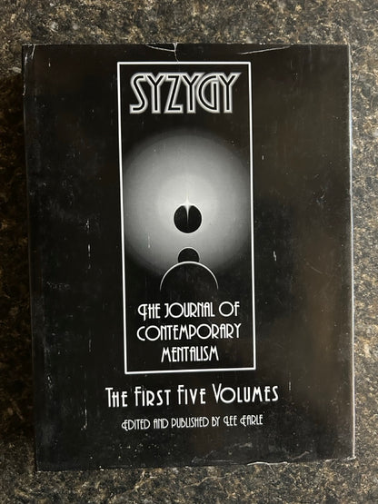 SYZYGY: The First Six Volumes (Book & Disc)- Lee Earle