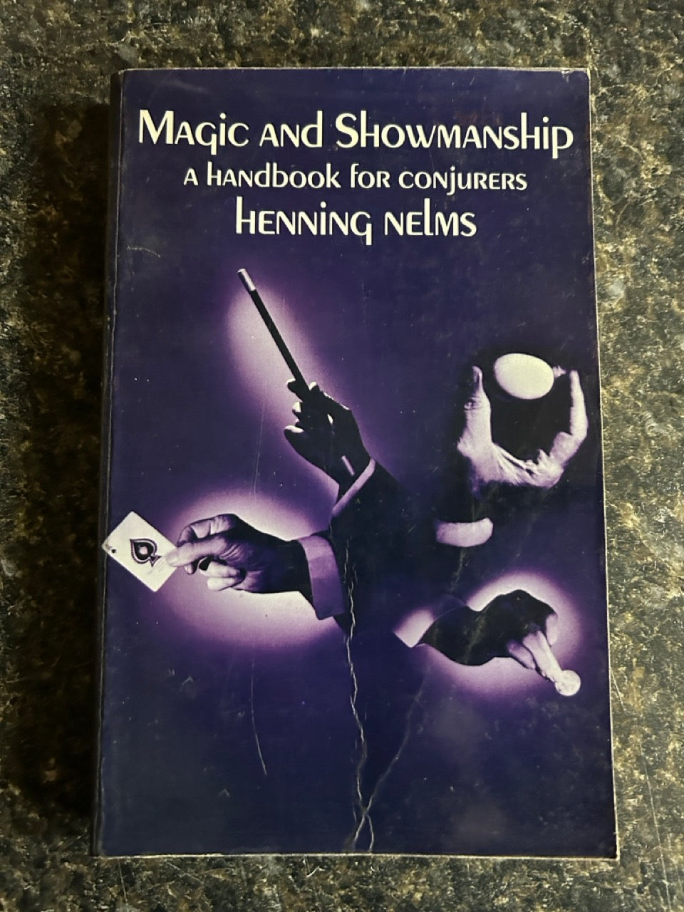 Magic & Showmanship - Henning Nelms (used Dover edition)