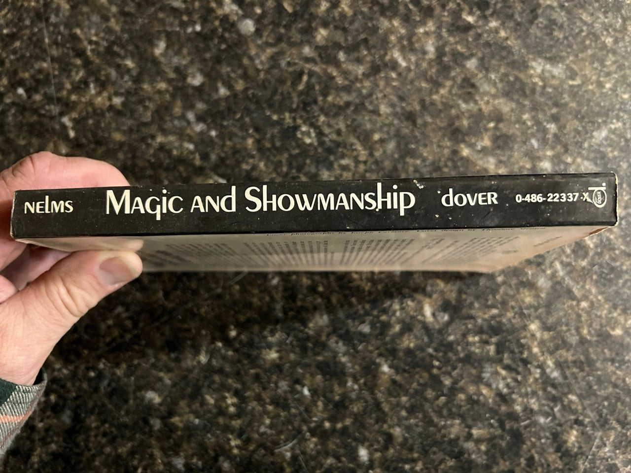 Magic & Showmanship - Henning Nelms (used Dover edition)