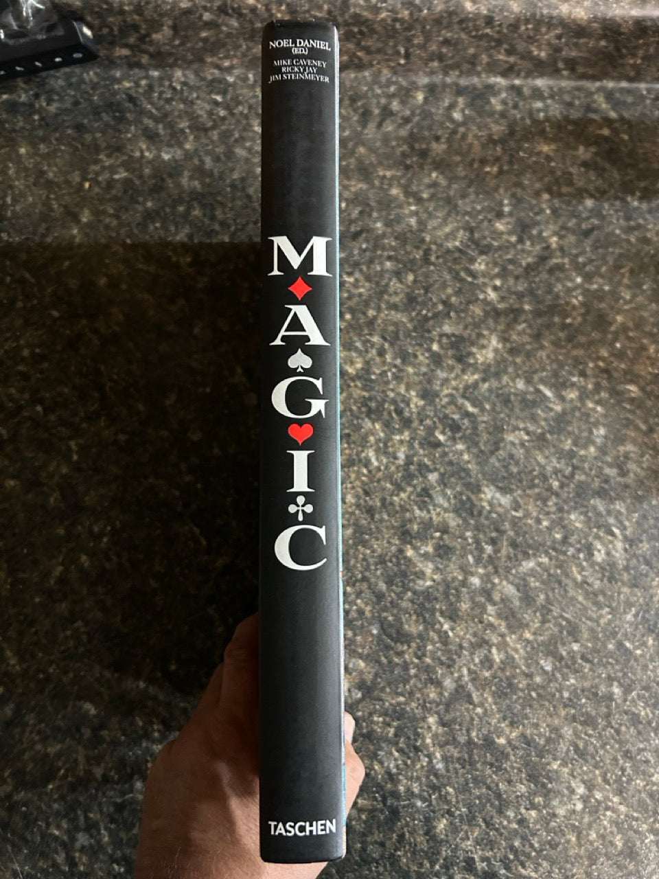 MAGIC: 1400s-1950s (MEDIUM sized version) - Noel Daniel (Taschen Books)