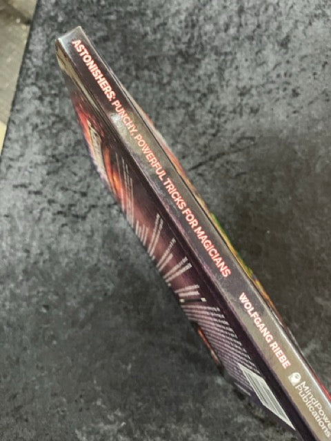 Astonishers - Wolfgang Riebe