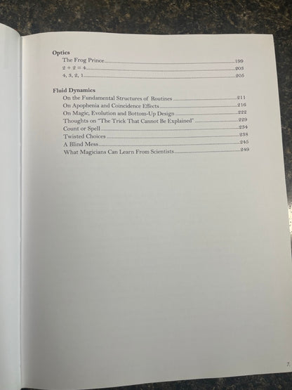 Principia - Harapan Ong (Book only, no gimmicks)