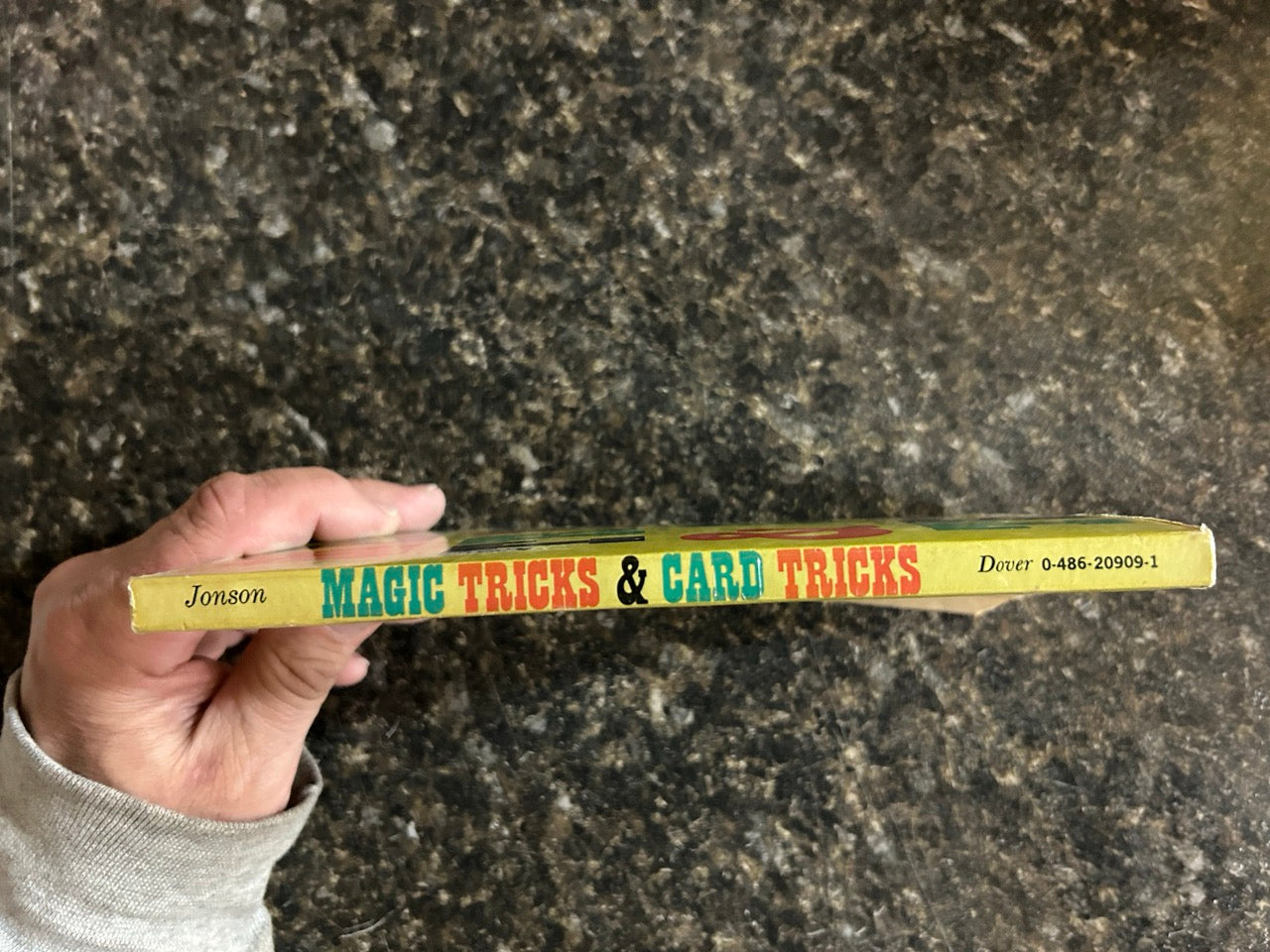 Magic Tricks & Card Tricks - Wilfrid Jonson