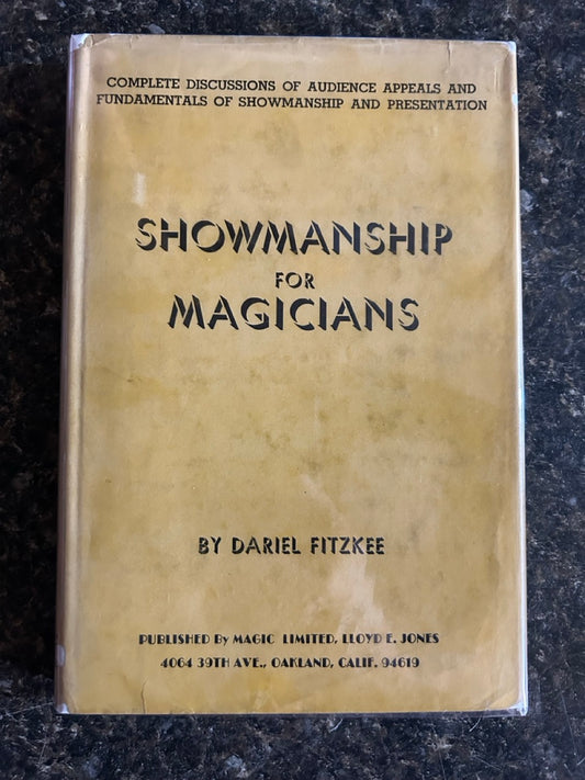 Showmanship for Magicians - Dariel Fitzkee - 4th edition