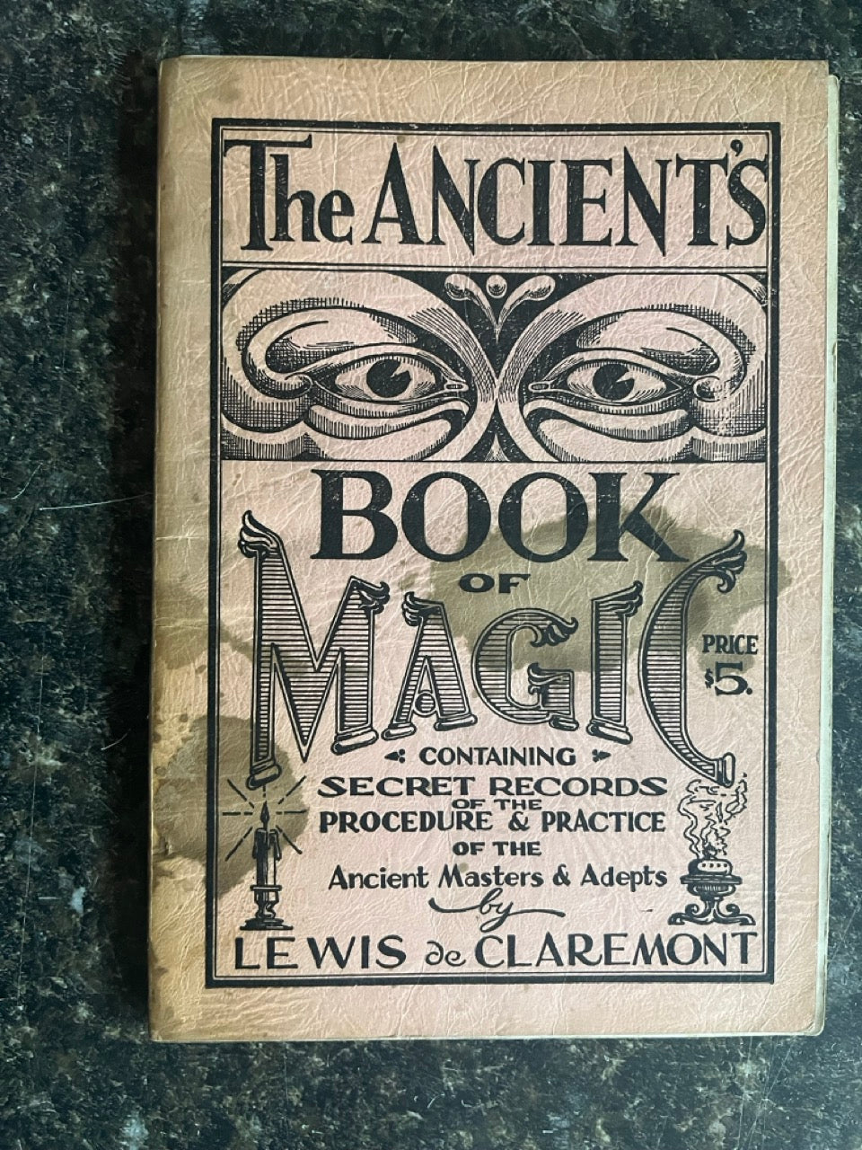 The Ancient's Book Of Magic - Lewis de Claremont