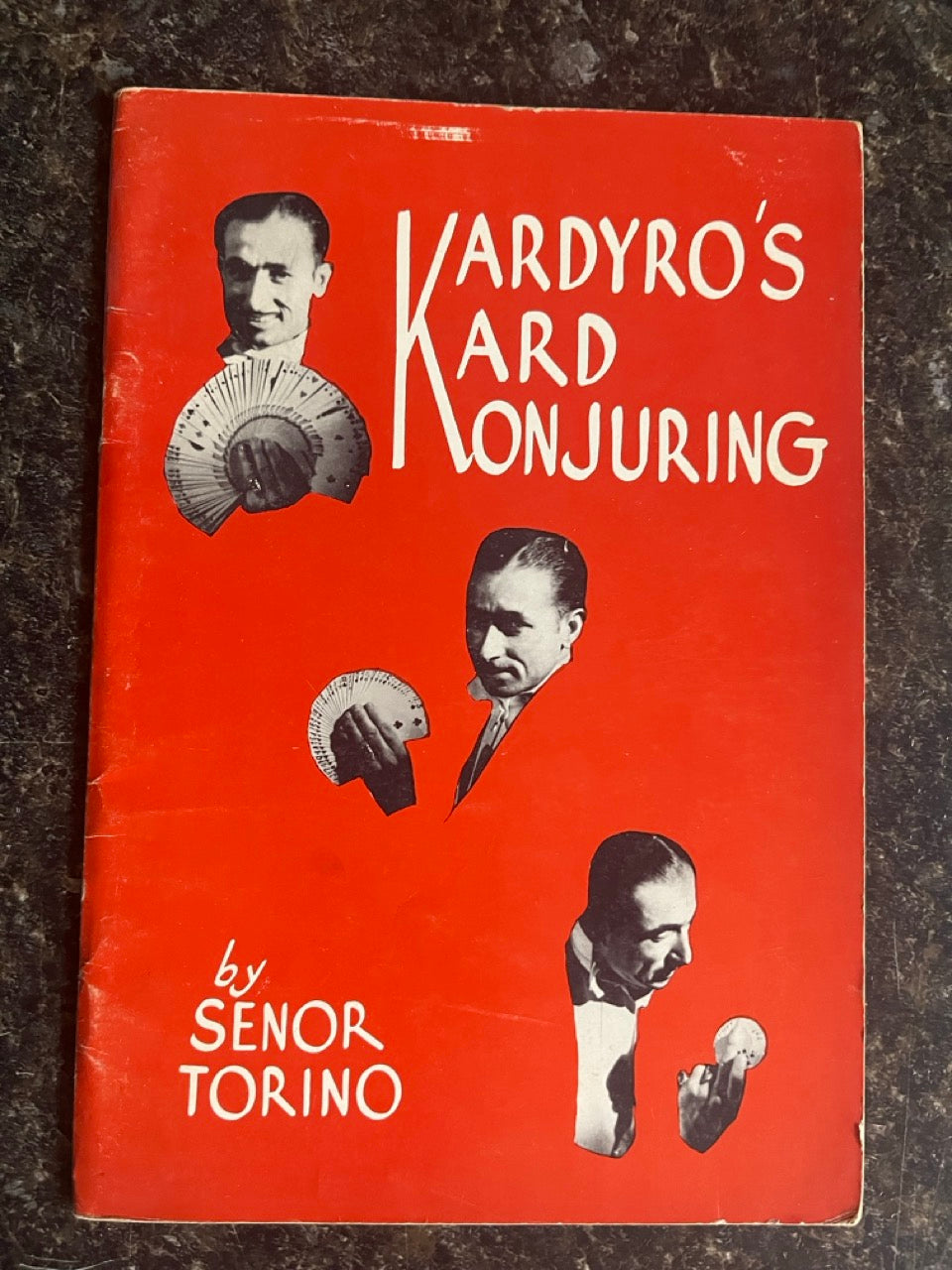 Kardyro's Kard Konjuring - Senor Torino