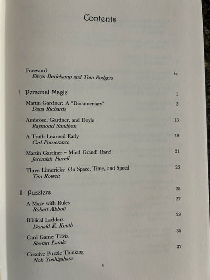 The Mathemagician and Pied Piper: A Collection in Tribute to Martin Gardner - Elwyn Berlekamp and Tom Rodgers