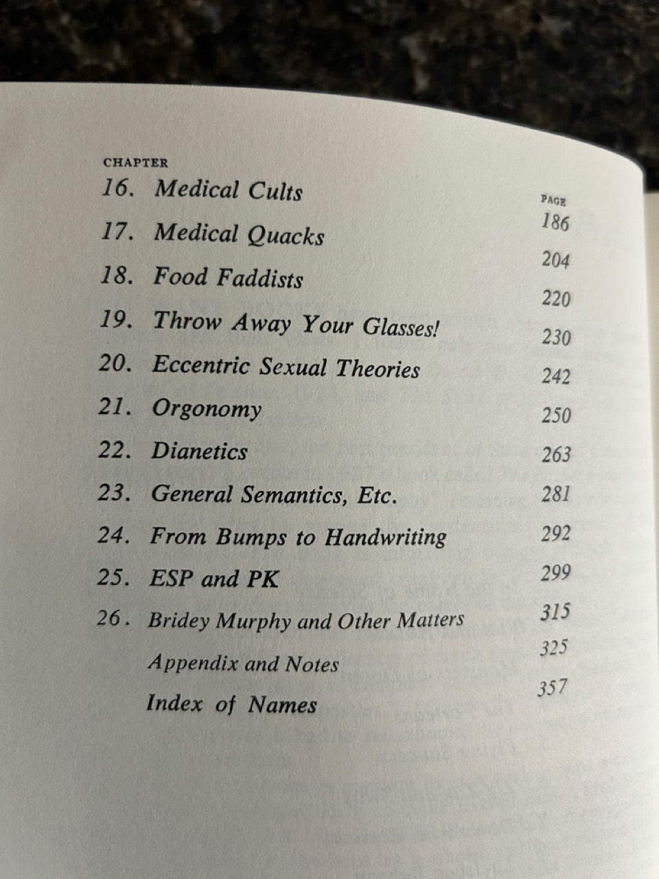 Fads & Fallacies In The Name of Science - Martin Gardner