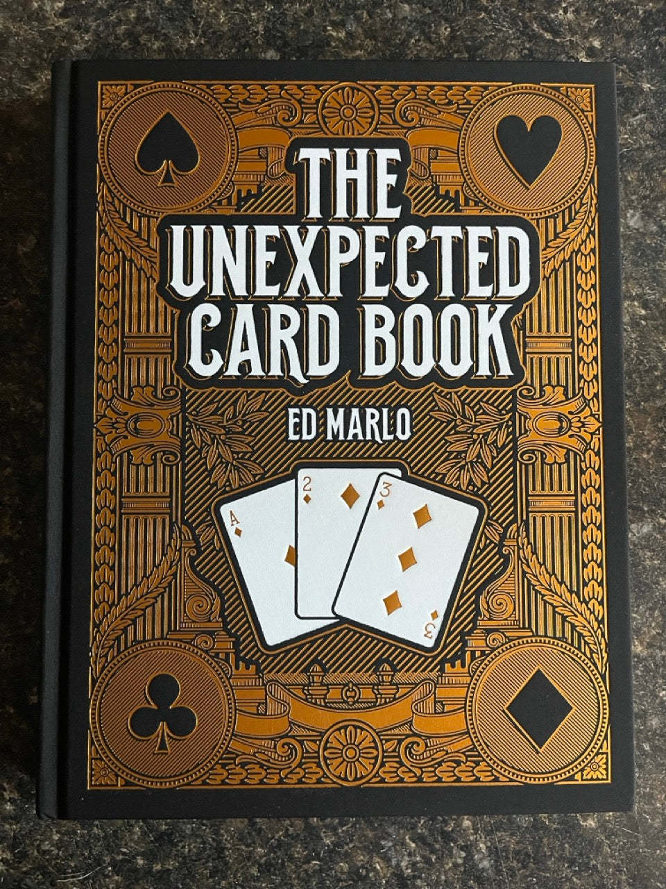 Unexpected Card Book - Ed Marlo