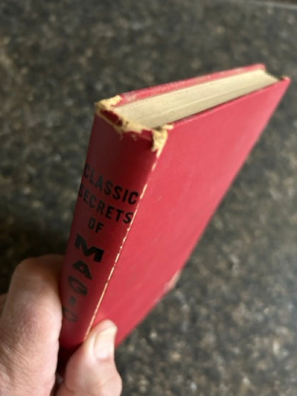 Classic Secrets of Magic - Bruce Elliott