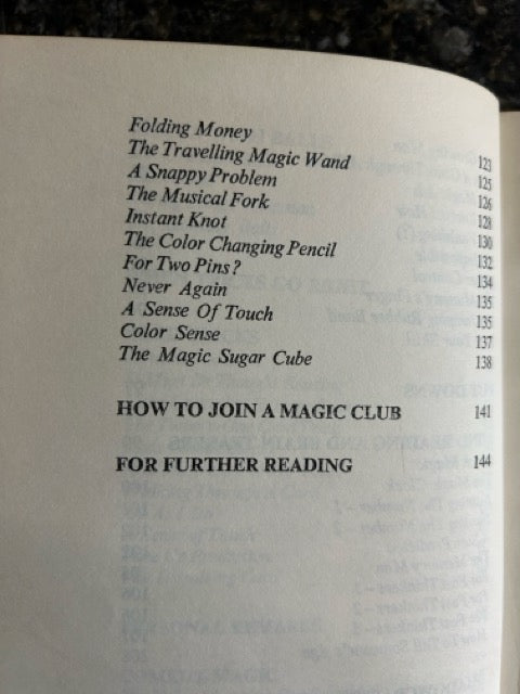 Bell's Magic Book - Patrick Page