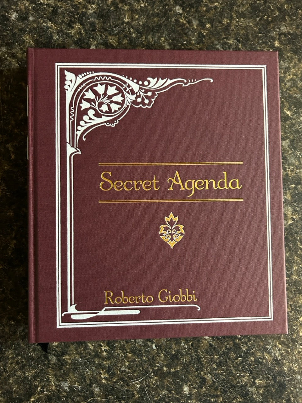 Secret Agenda - Roberto Giobbi & Hermetic Press