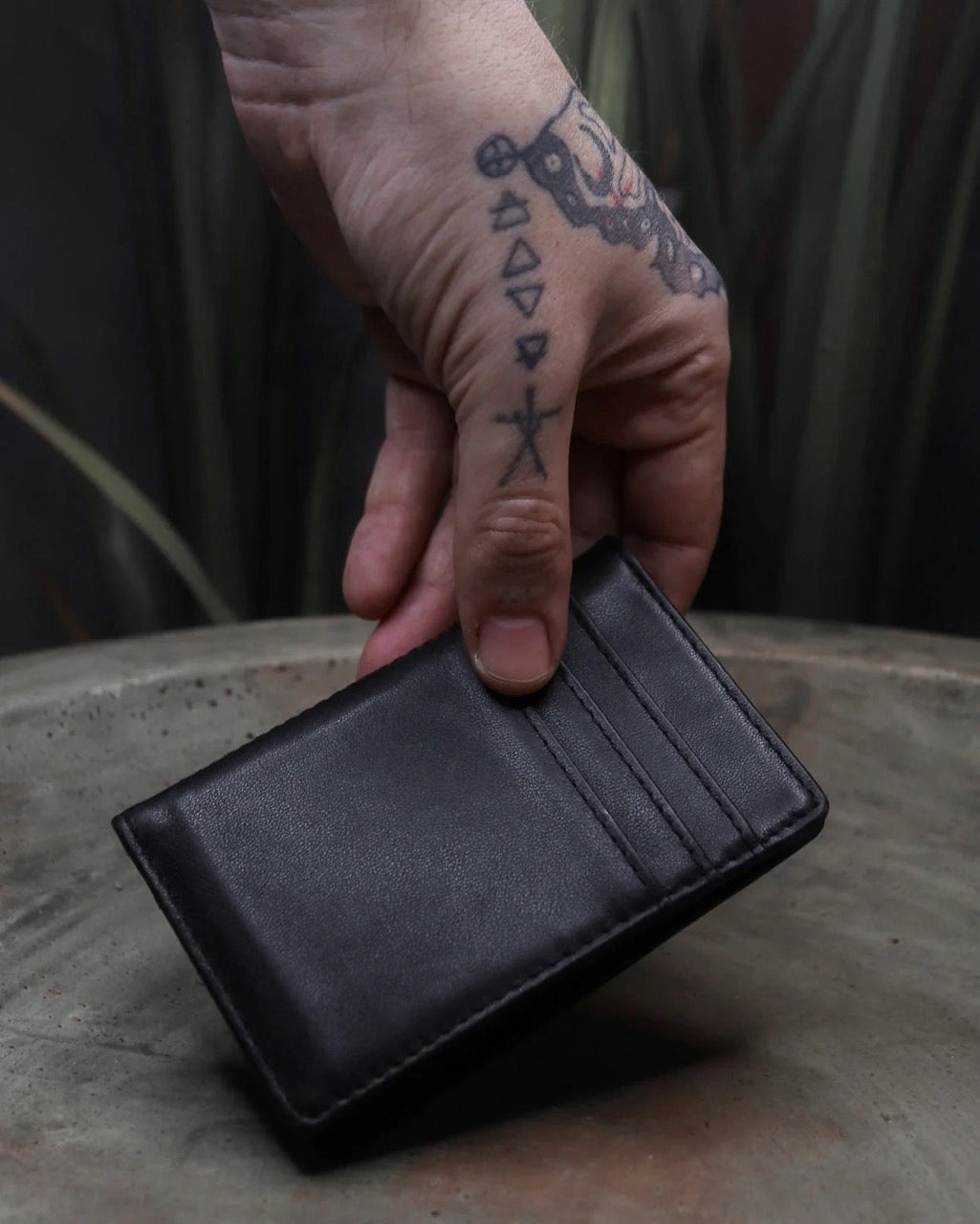 Orphic Wallet - the 1914.com/Lewis Leval (SM1)