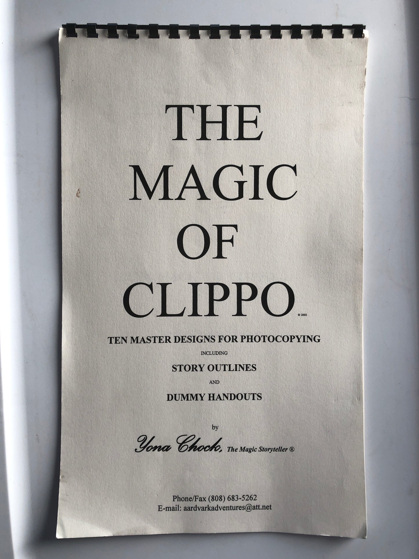 The Magic of Clippo - Yona Chock