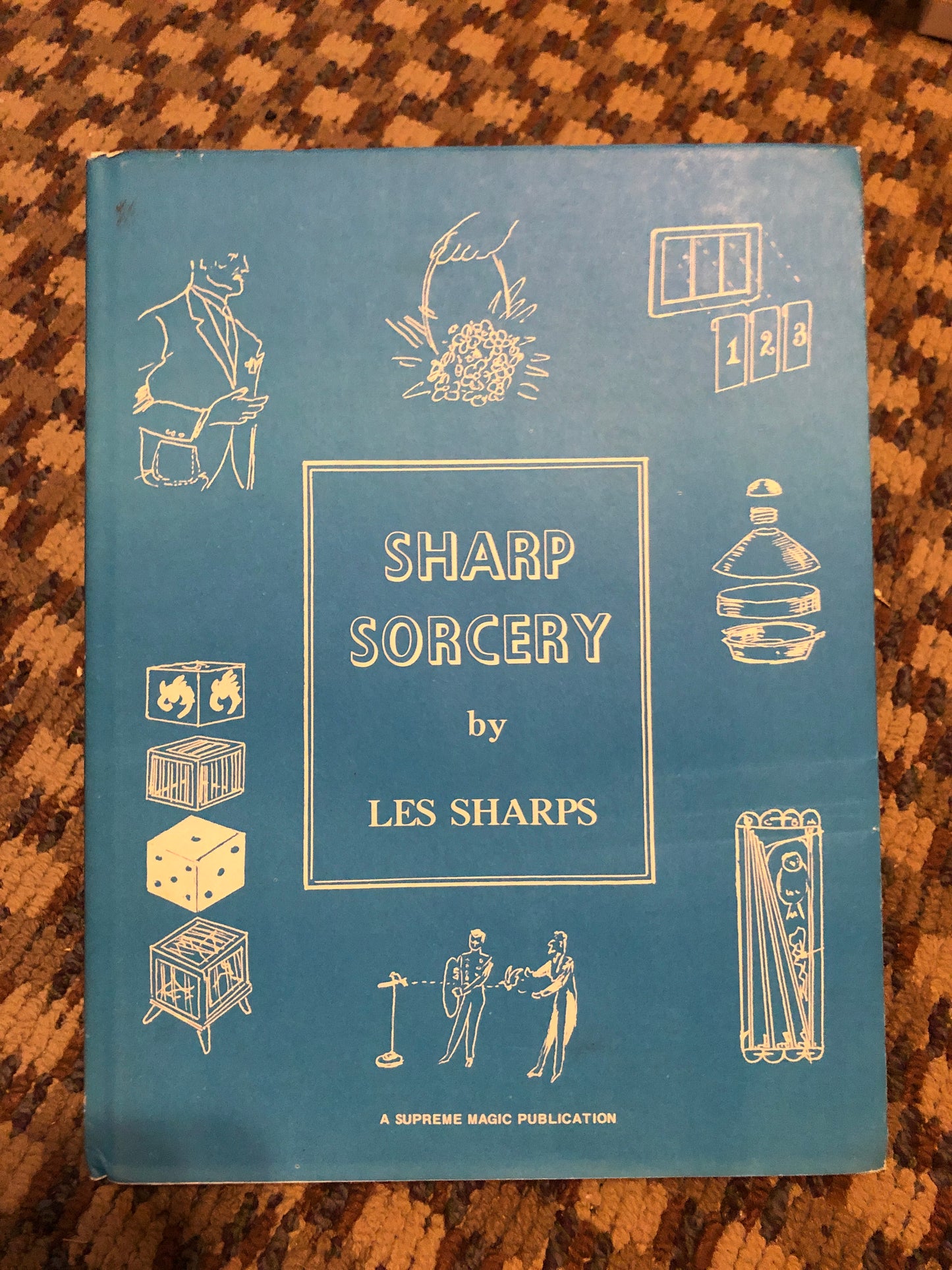 Sharp Sorcery - Les Sharps