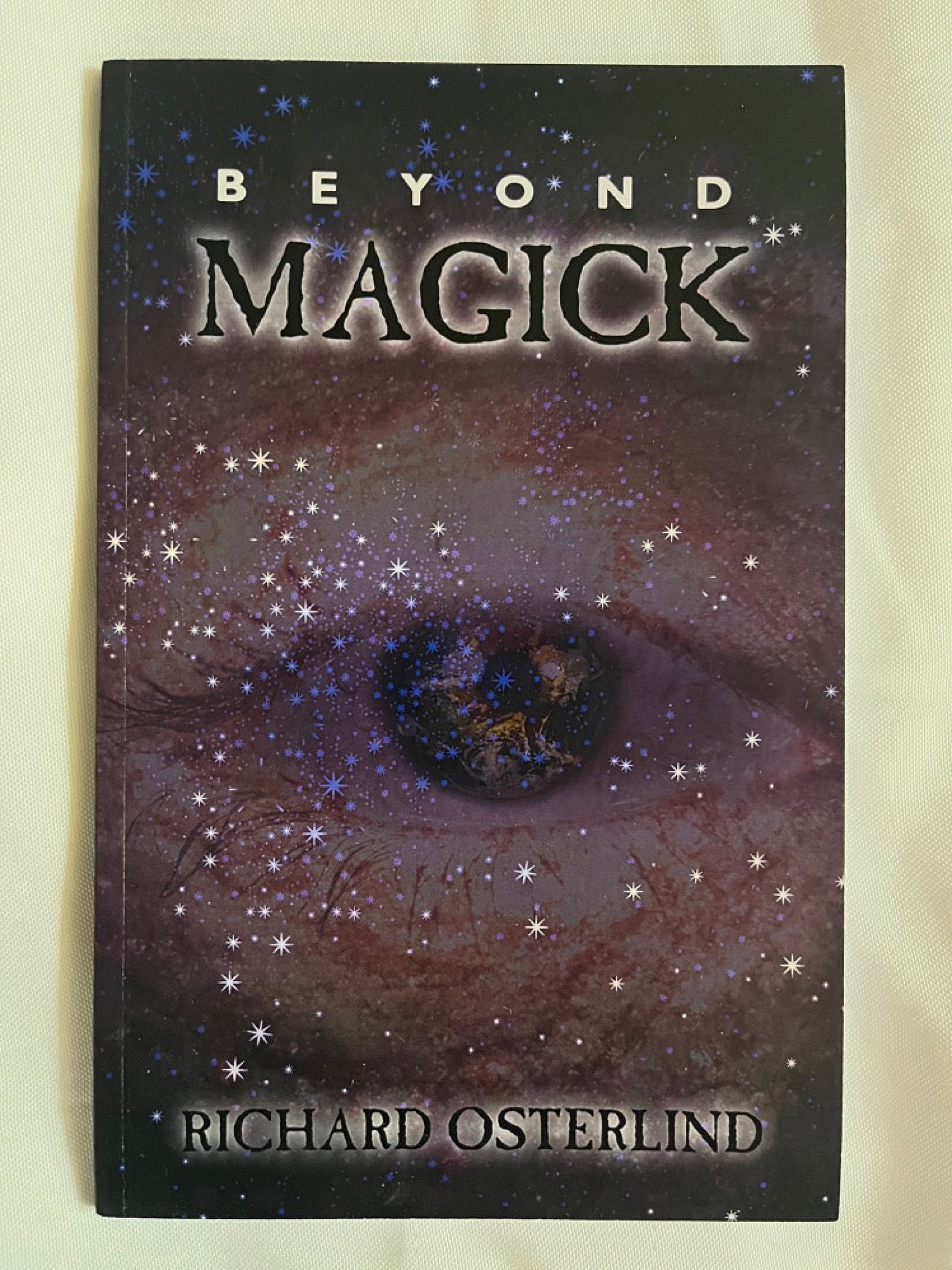 Beyond Magick - Richard Osterlind