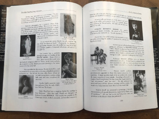 The Mind Readers: Masters of Deception - William V. Rauscher - SIGNED